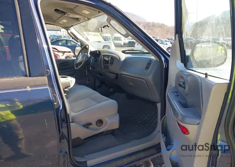 2003 Ford F-150 Lariat/Xlt from USA, damaged, VIN 1FTRW08L63KB05123